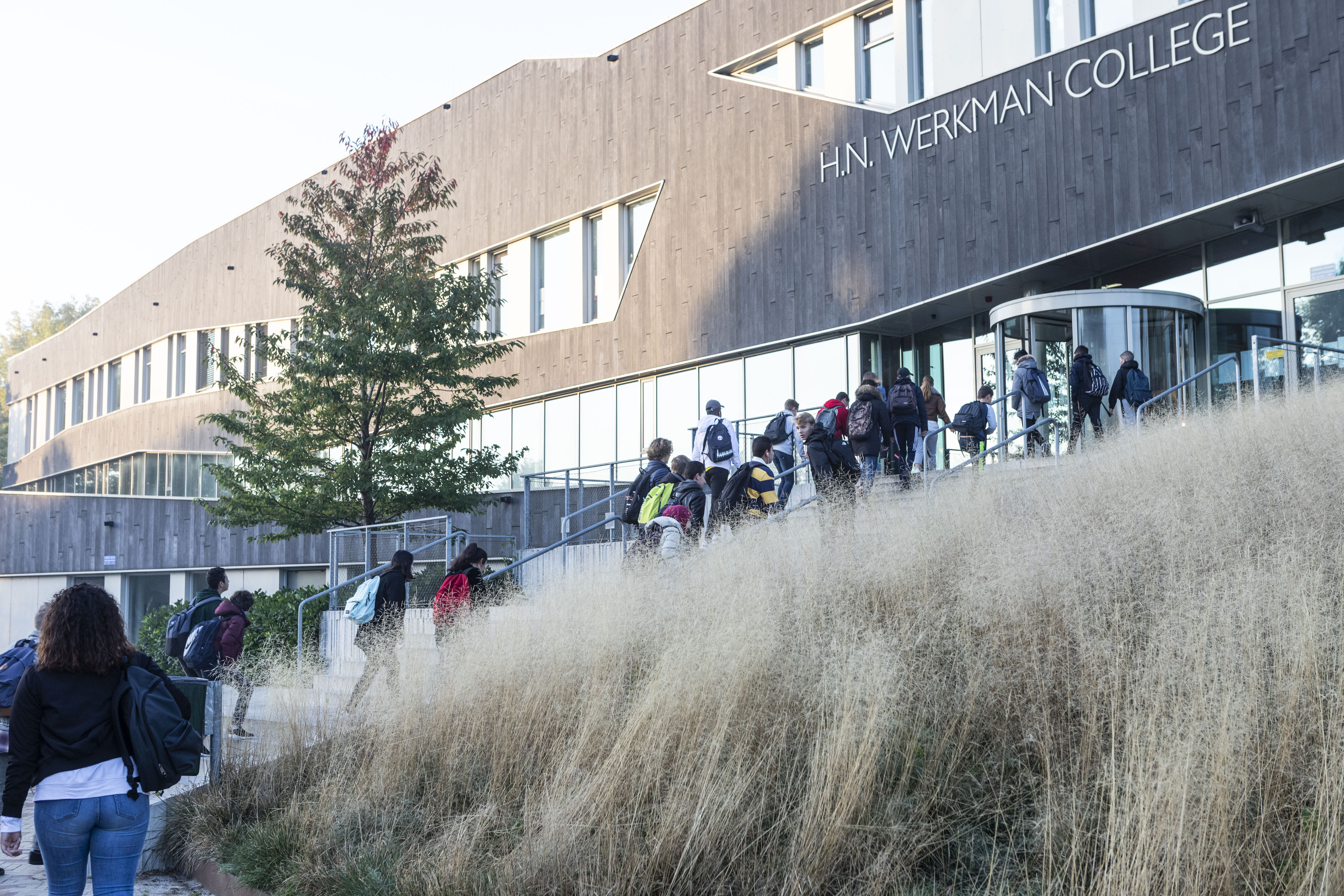 Het gebouw van het Werkman VMBO.