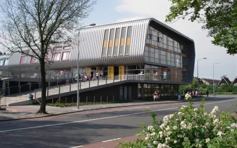 Het gebouw van Leon van Gelder.